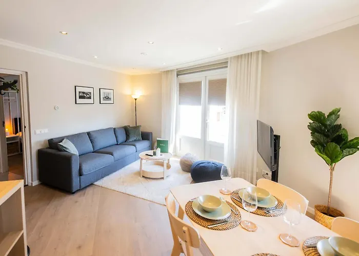 Supreme 75M2 Two-Bedroom Apartment - Vw142