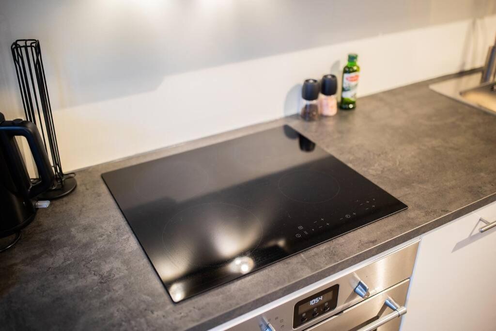Apartment Magnificent Two Bedroom - Sd23m Eindhoven