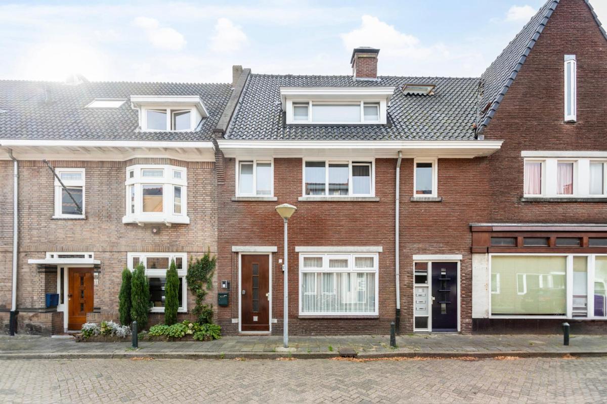 Kerkakker0 * Eindhoven