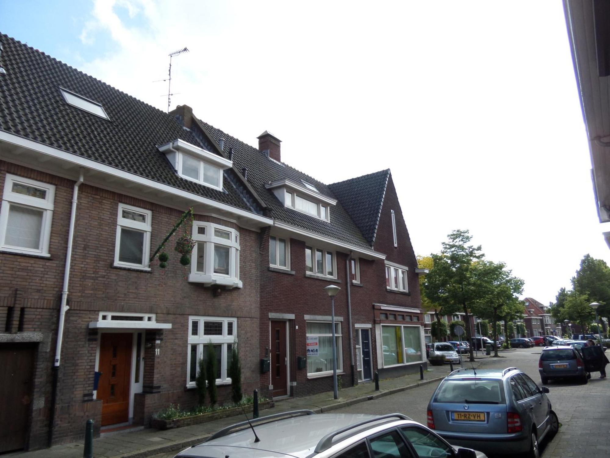 Kerkakker2