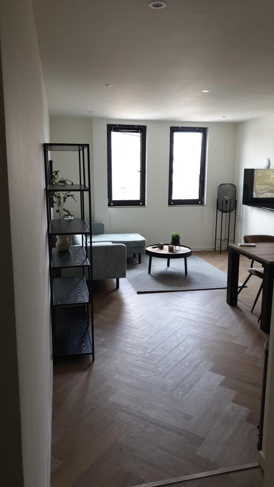 Luxeliving-studio J