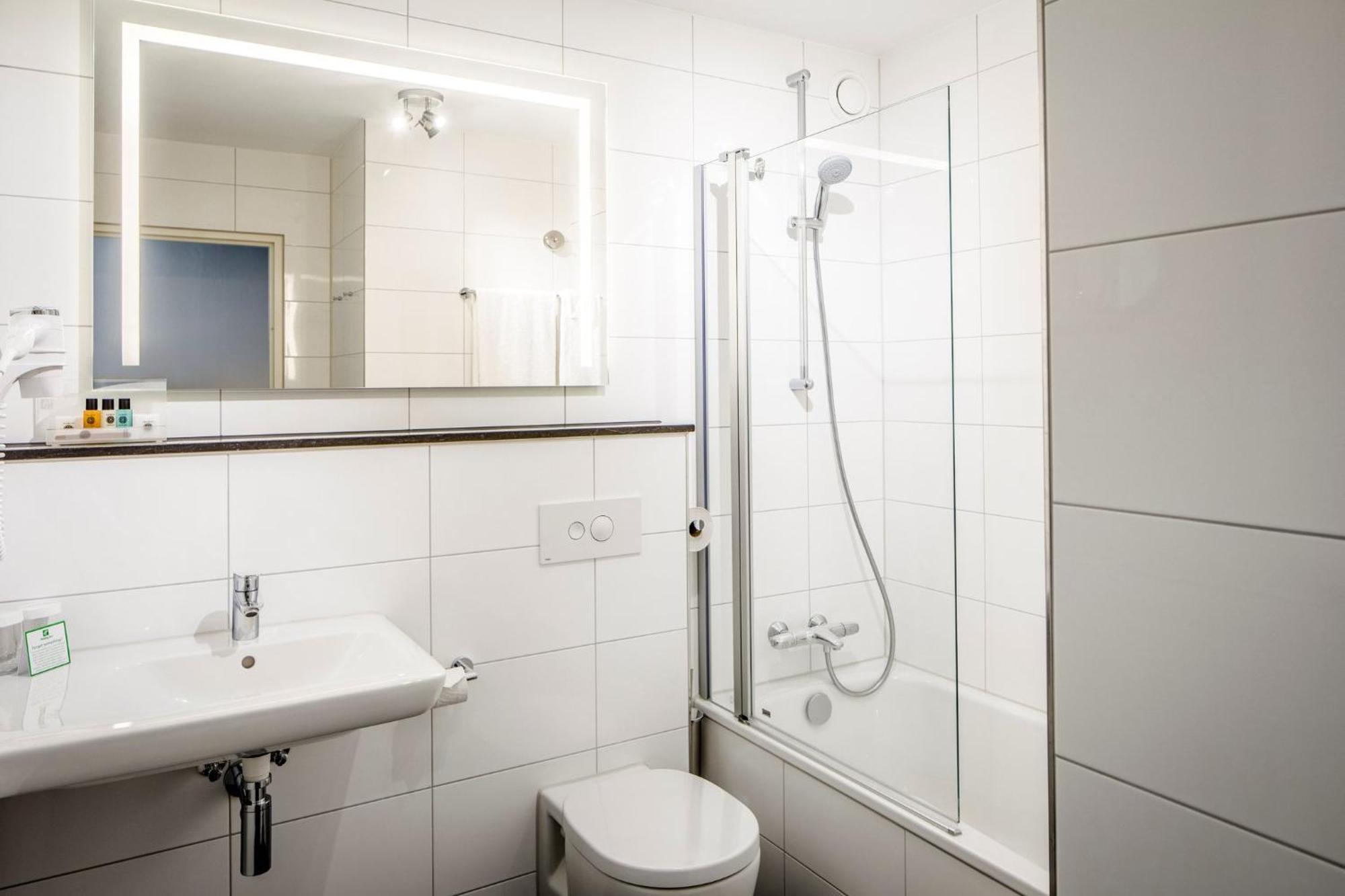 Centre, An Ihg Hotel 4*