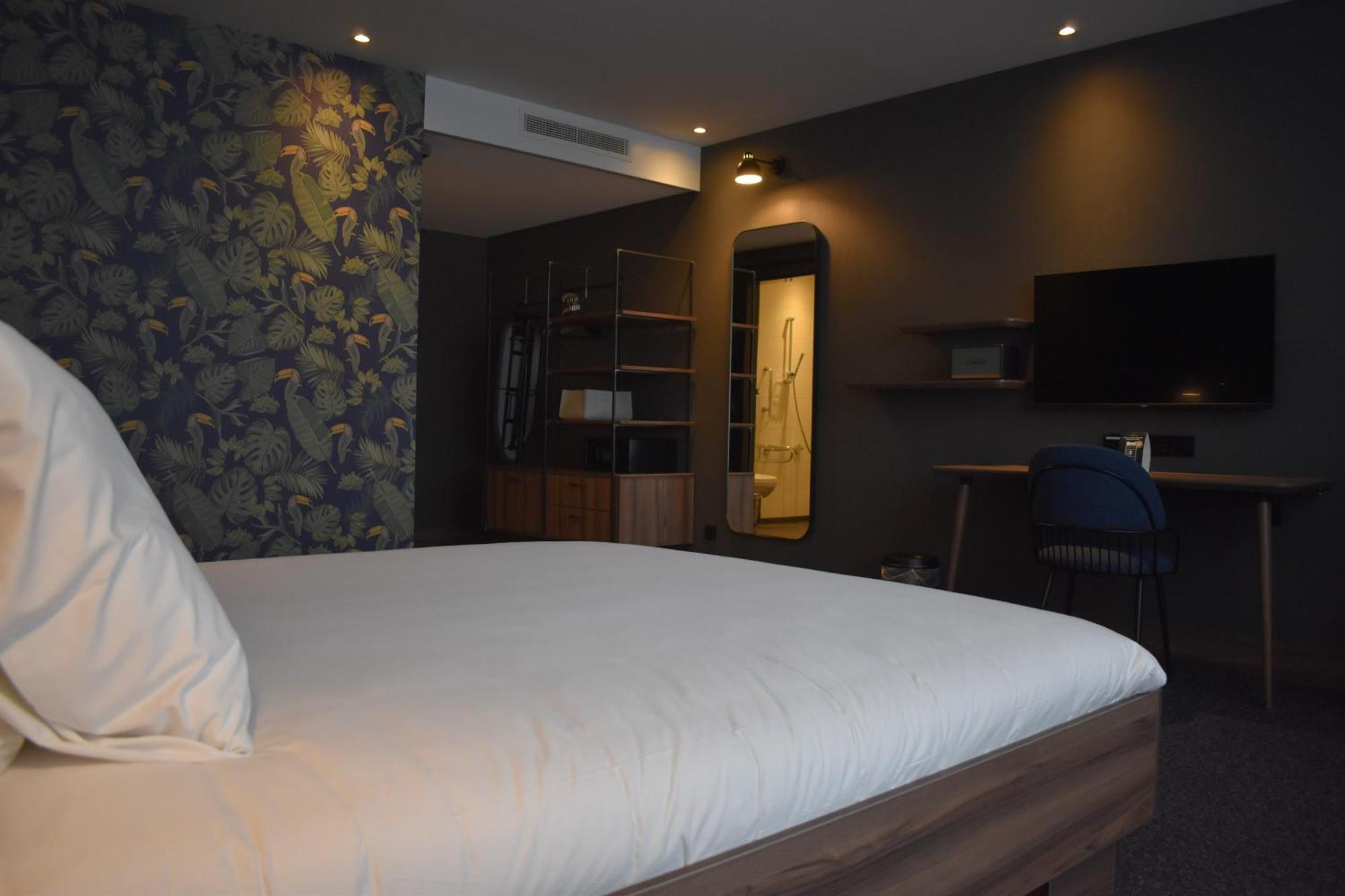 Der Valk Hotel 4*