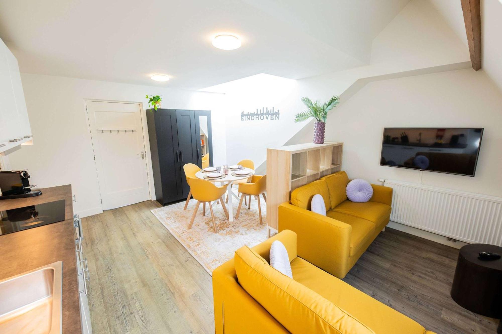 Joyful 50m2 Two-bedroom - Sd23j * Eindhoven