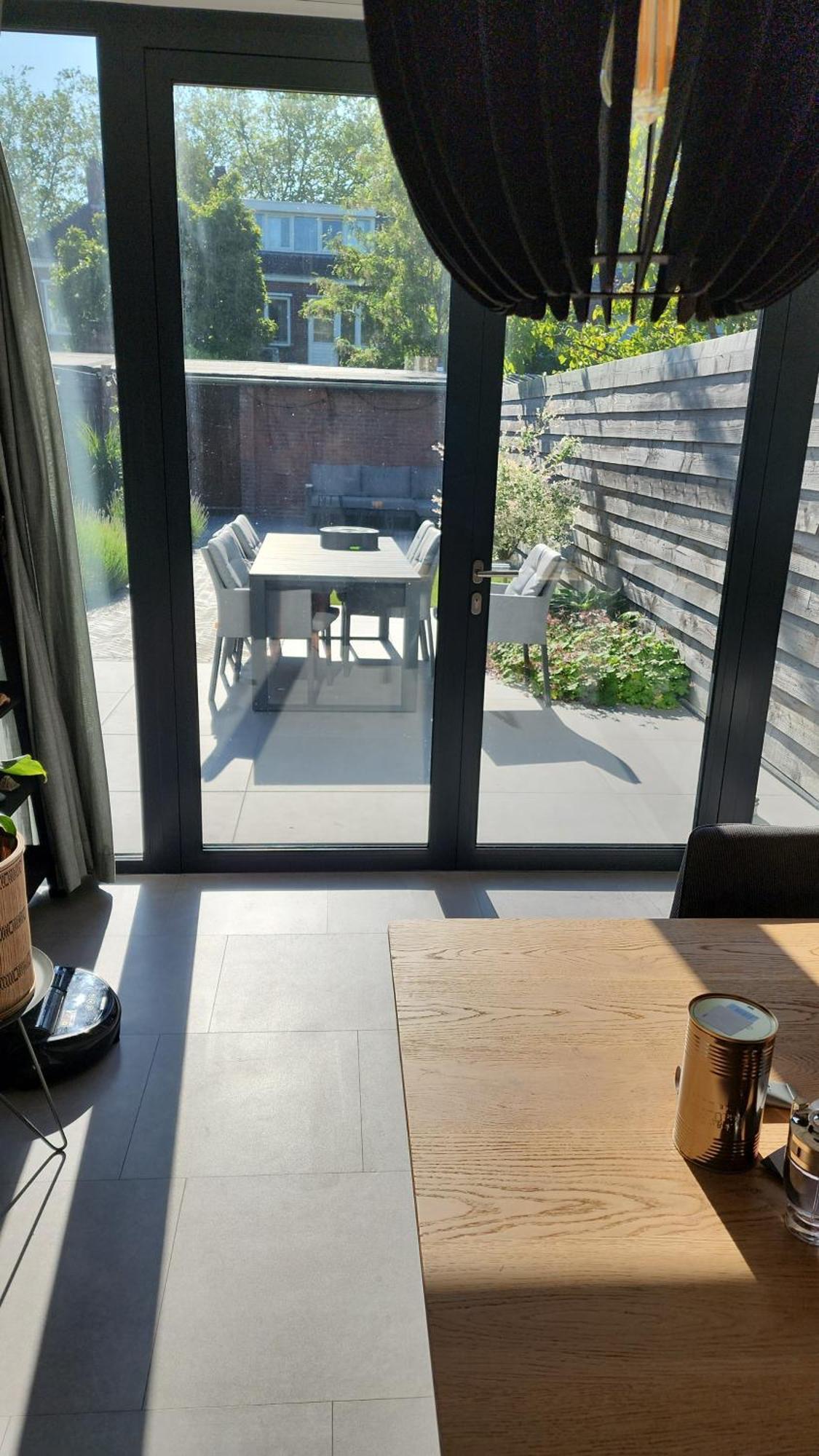 Moderne Gedeelde Woning Met Hottube, Dicht Bij Het Centrum