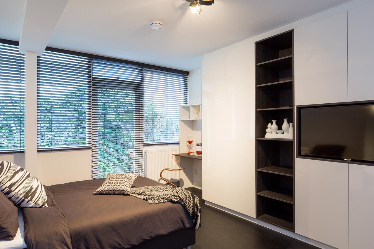 Book & Eindhoven