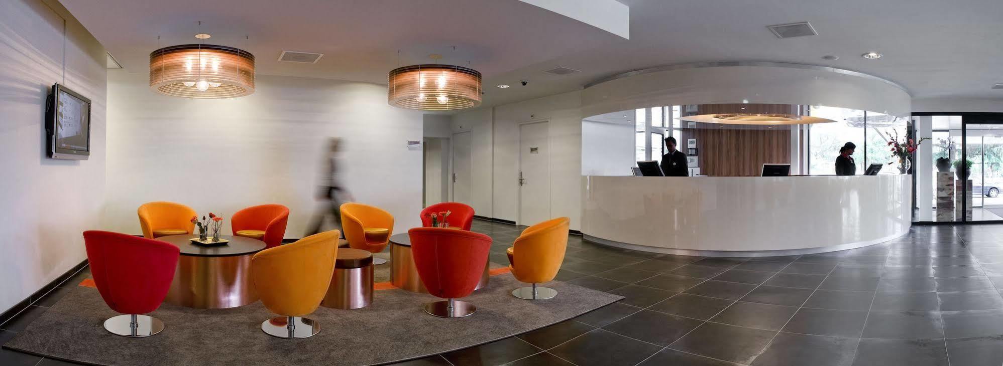 Centre, An Ihg