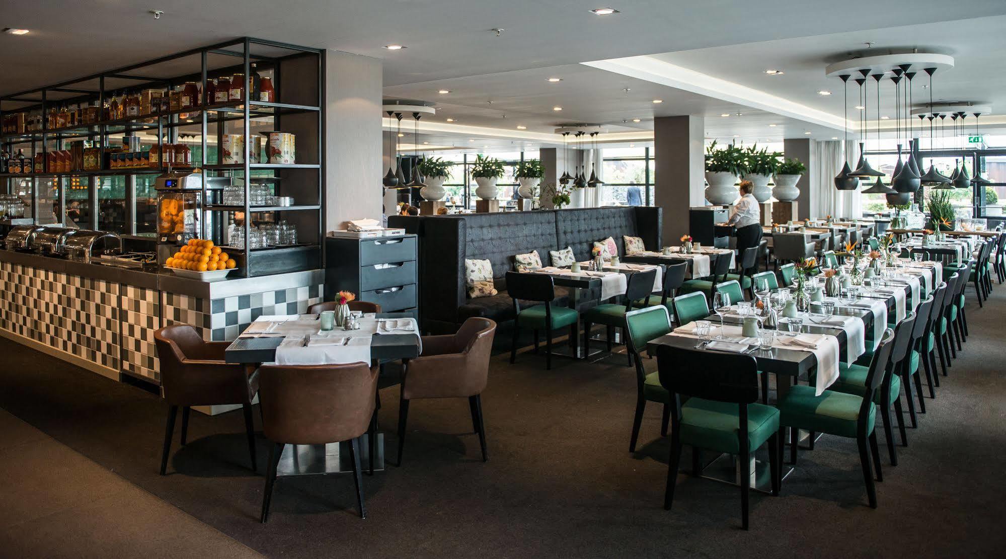 Hotel Der Valk 4*