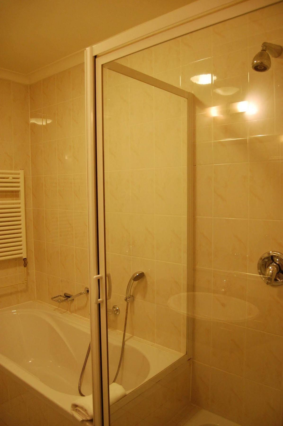 Der Valk Hotel 4*
