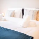 Stylish 50M2 Two-Bedroom Apartment - Sd23K