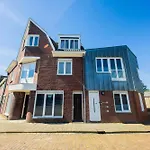Royal 60M2 One Bedroom Apartment - Vw140A