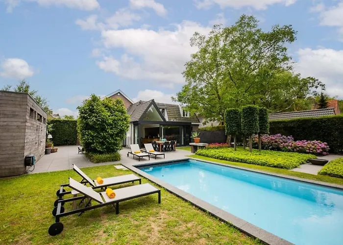 Fabulous 4 Bedroom Villa Eindhoven - Ks10