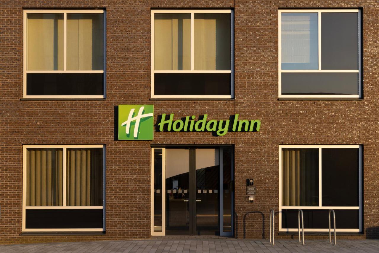 Hotel - Airport By Ihg 4*