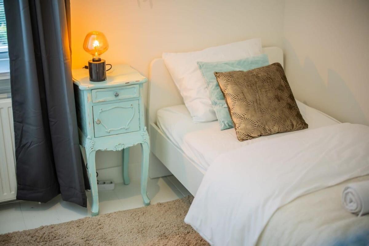 Fabulous 4 Bedroom - Ks10 *