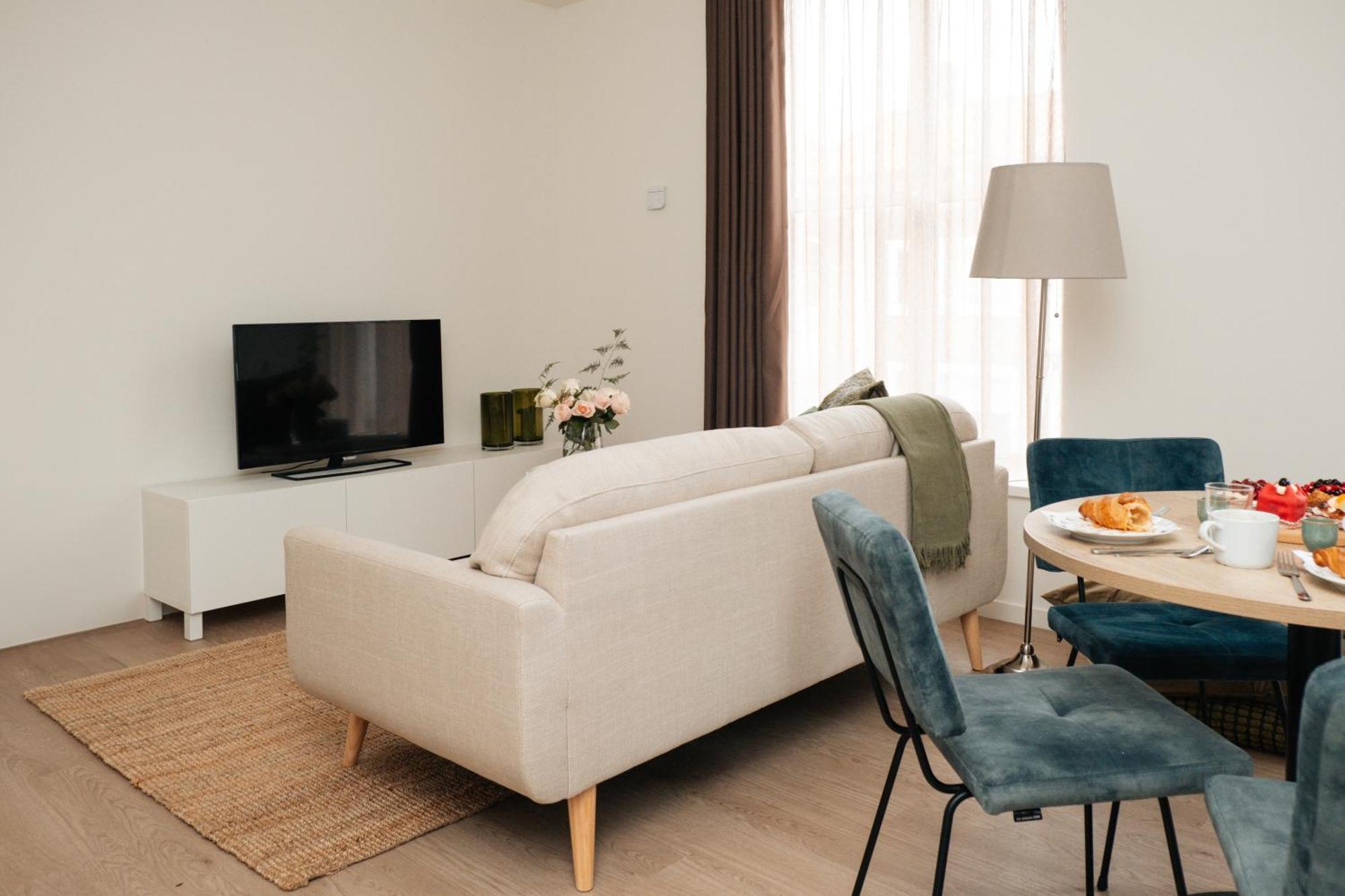 Urban Aparthotel