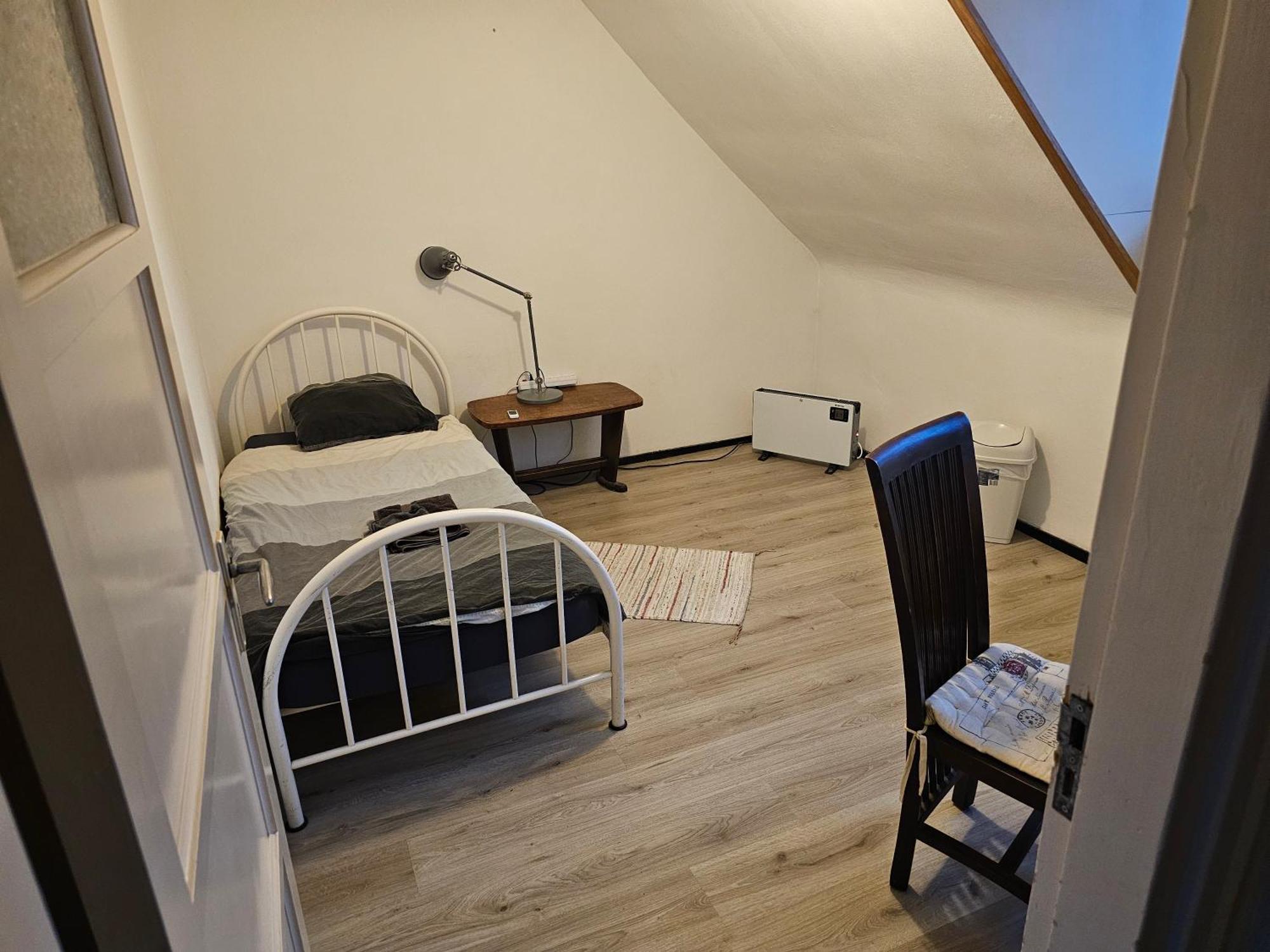 Campingplatz Single Bed In Quiet Area Eindhoven