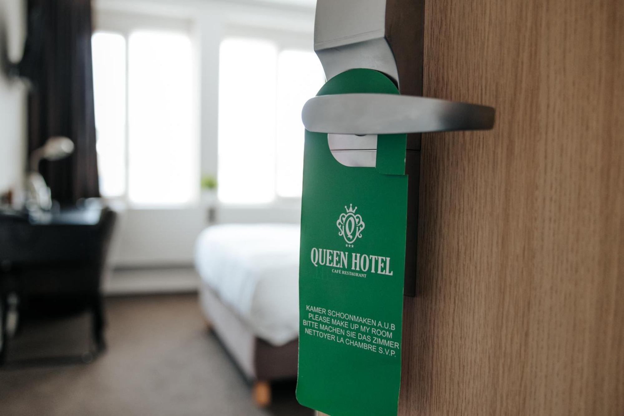 Queen Hotel 3*