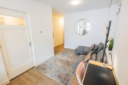 Appartement Stylish 50m2 Two-bedroom - Sd23k
