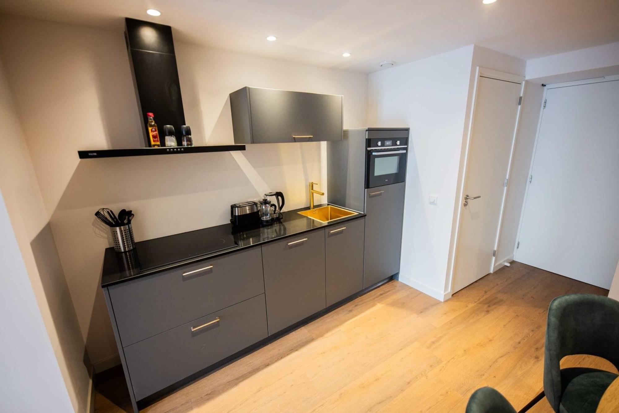 Appartement Historical 80m2 Retreat With Sauna Option - R51b *