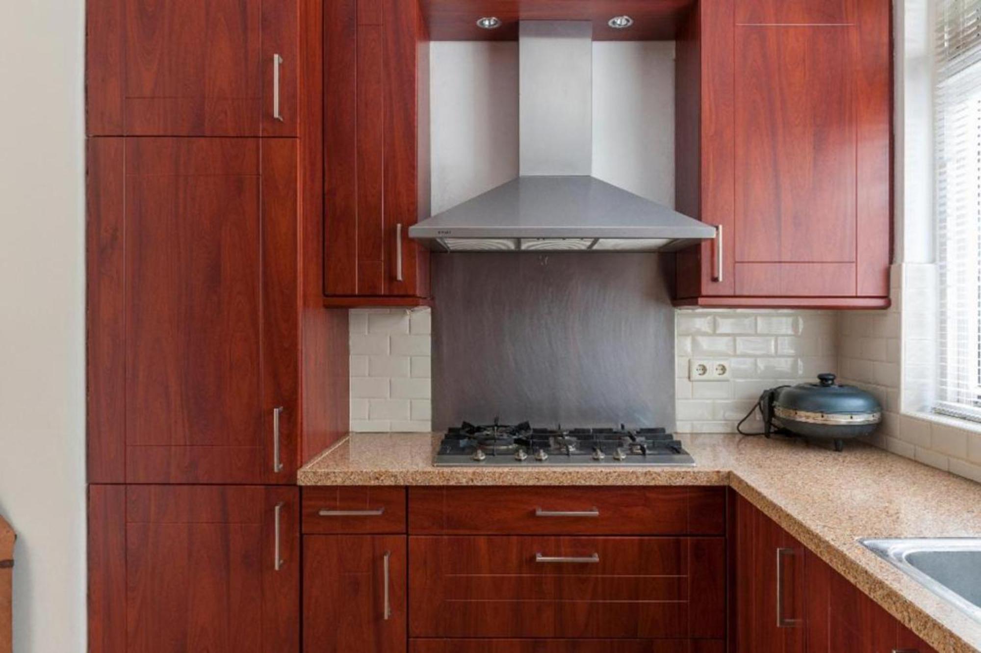 Ground Floor And Twin Bedroom In Luxurious With Beautiful Garden Very Near Tue And Centre *