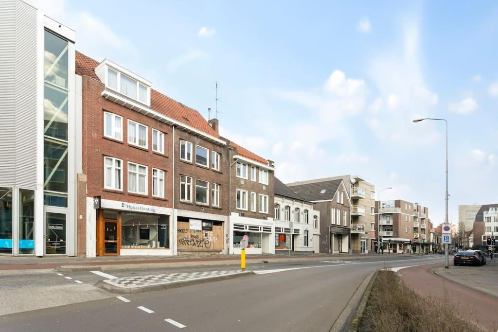 Hoog C *