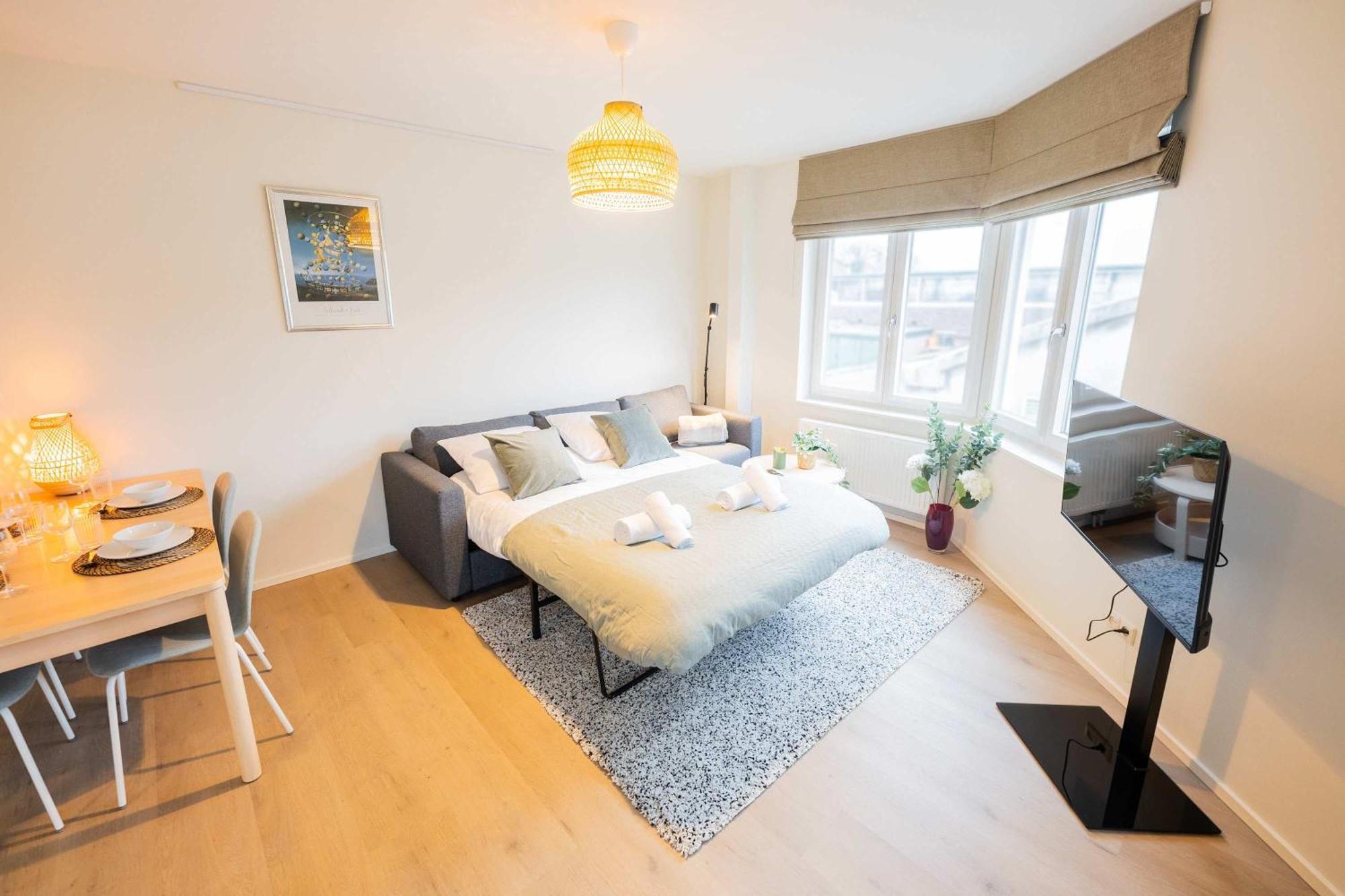 Royal 60m2 One Bedroom - Vw140a
