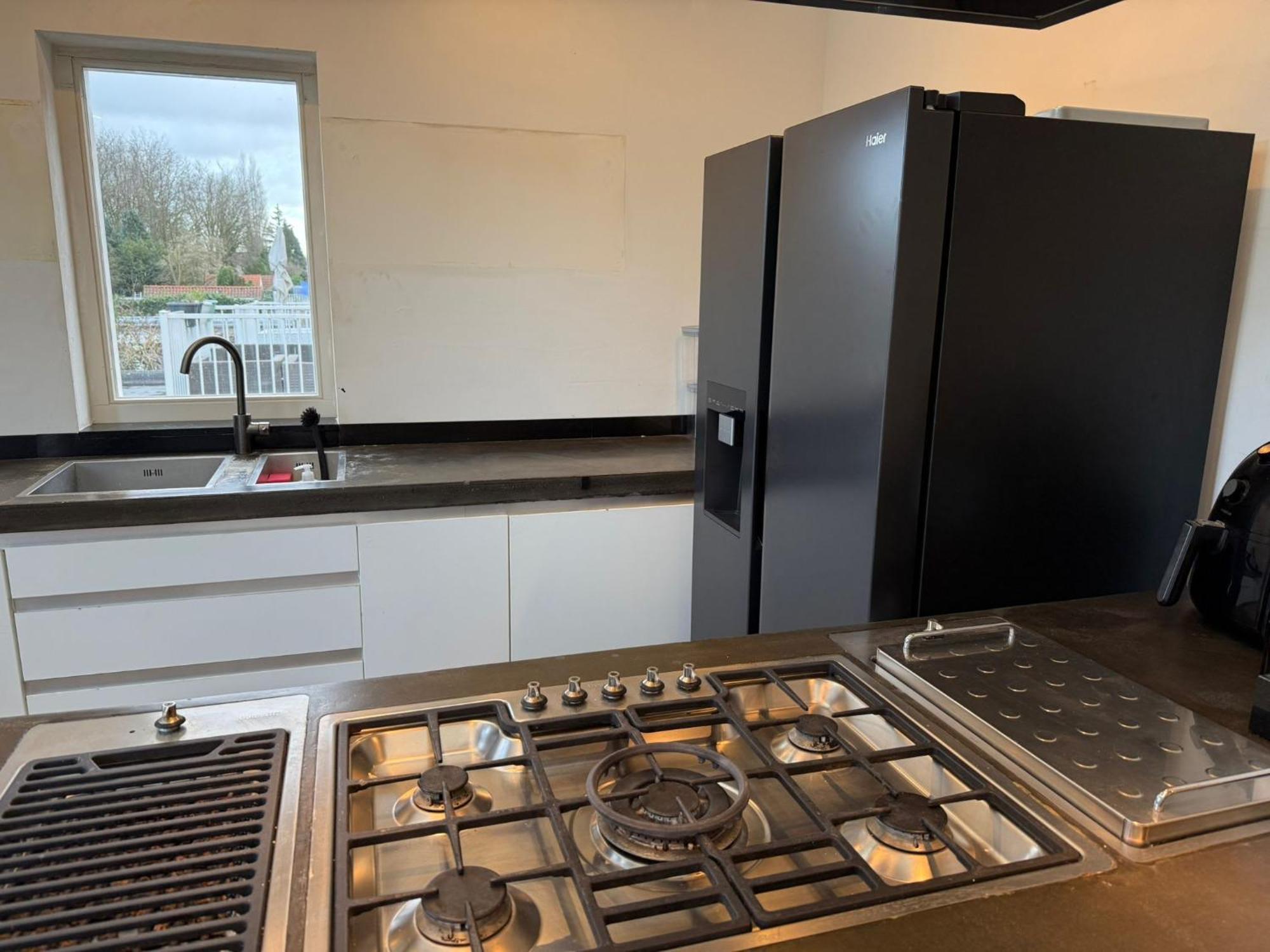 Stylish 1-bedroom In Appartement *