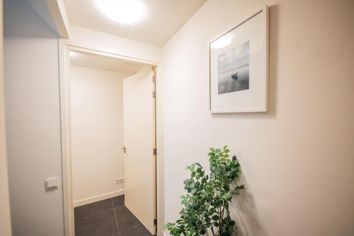 Upscale 90m2 Two Bedroom - Ks8b Appartement *