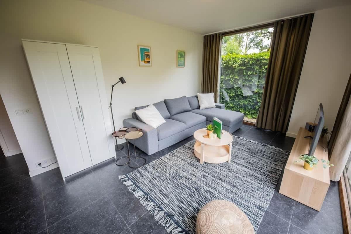 Upscale 90m2 Two Bedroom - Ks8b