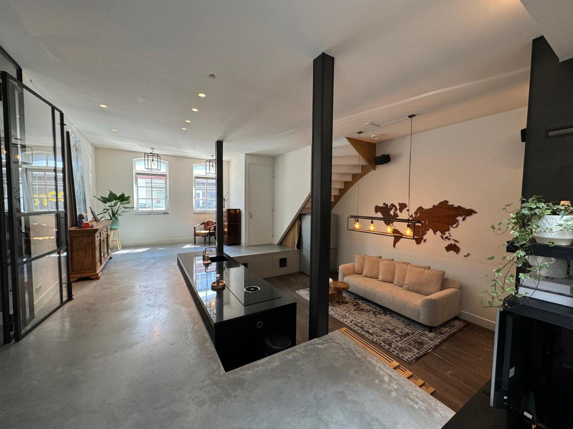Appartement Luxe Gemeubileerd