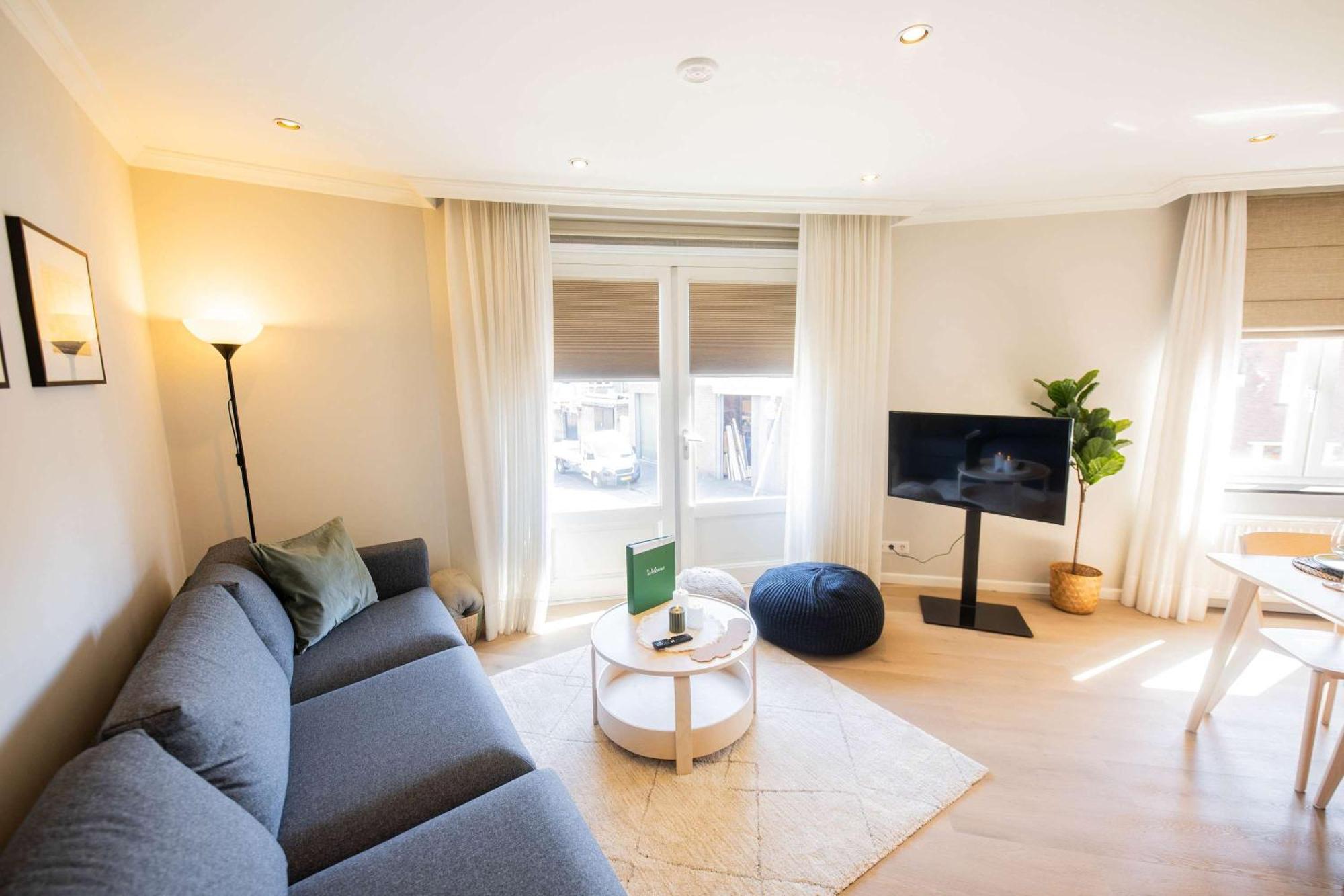 Supreme 75m2 Two-bedroom - Vw142 *