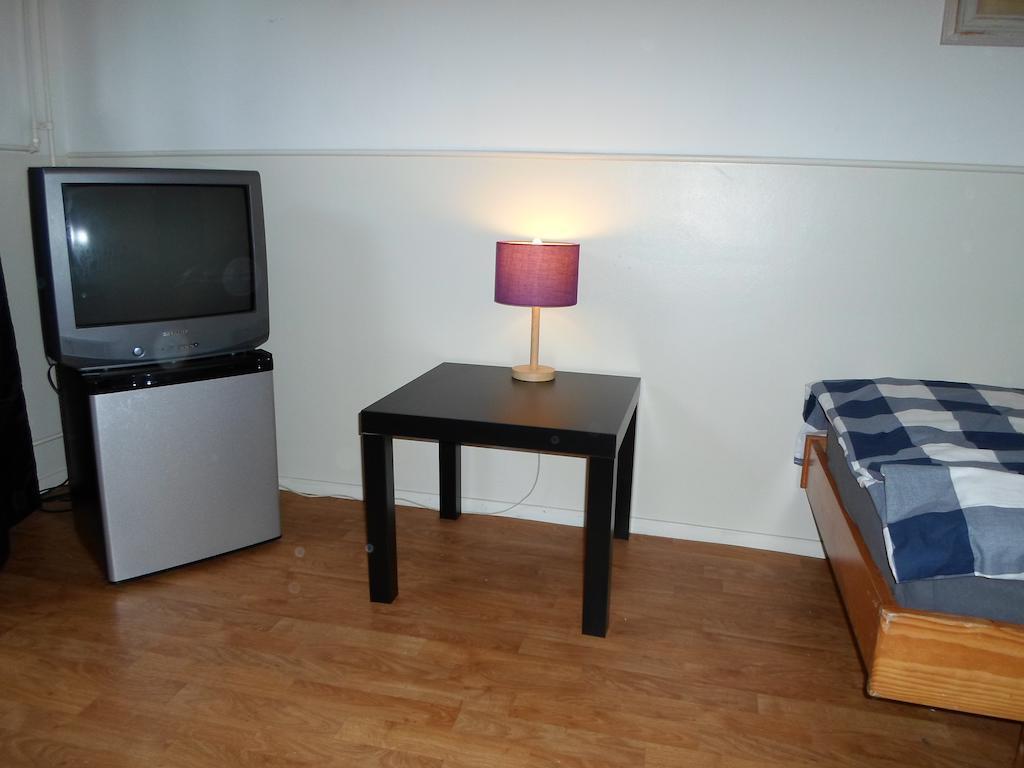Hotel Rooms-online *