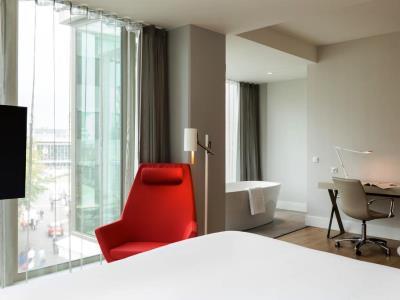 Hotel Nh Collection Centre 5*