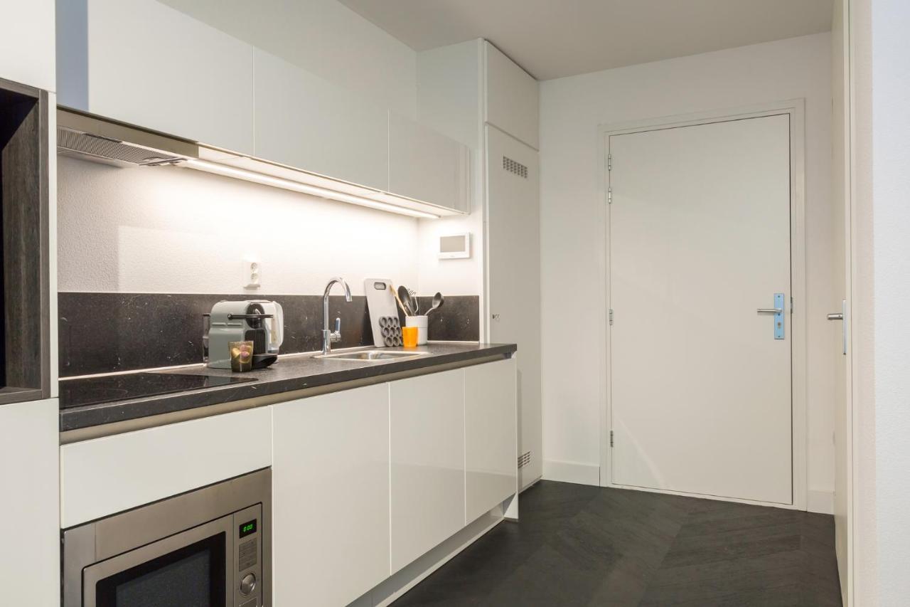 Appartement Book & *