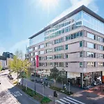 Crown Hotel Eindhoven Centre