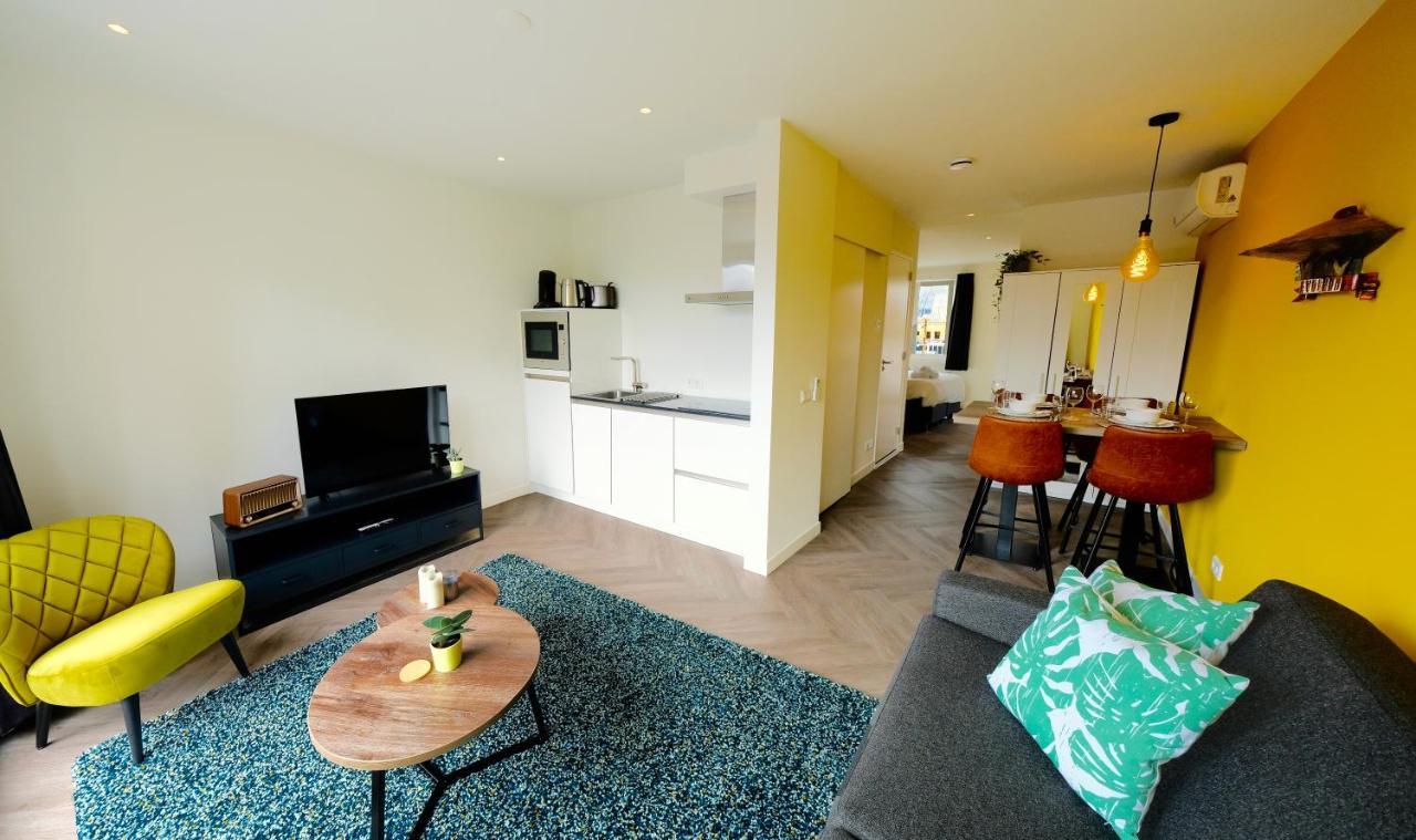 Apartment Sunny 45m2 Penthouse With Balcony And Terrace - R65c