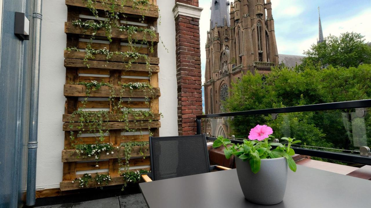Apartment Sunny 45m2 Penthouse With Balcony And Terrace - R65c Eindhoven