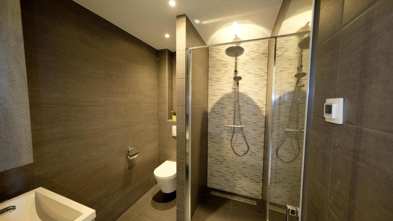 Sunny 45m2 Penthouse With Balcony And Terrace - R65c Apartment Eindhoven