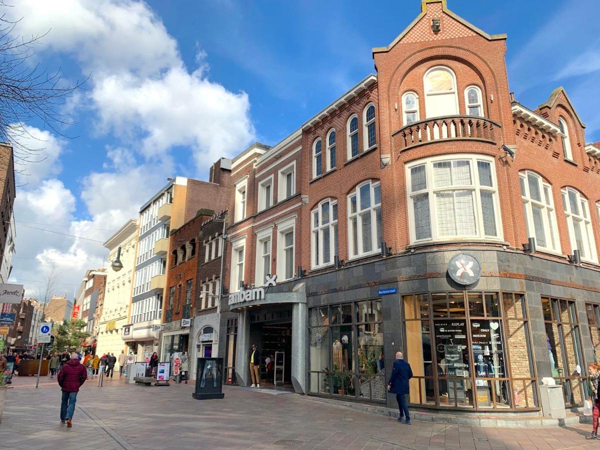 Sunny 45m2 Penthouse With Balcony And Terrace - R65c Eindhoven