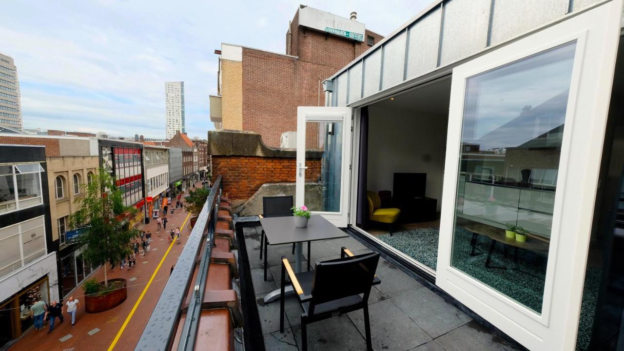 Sunny 45m2 Penthouse With Balcony And Terrace - R65c Apartment *