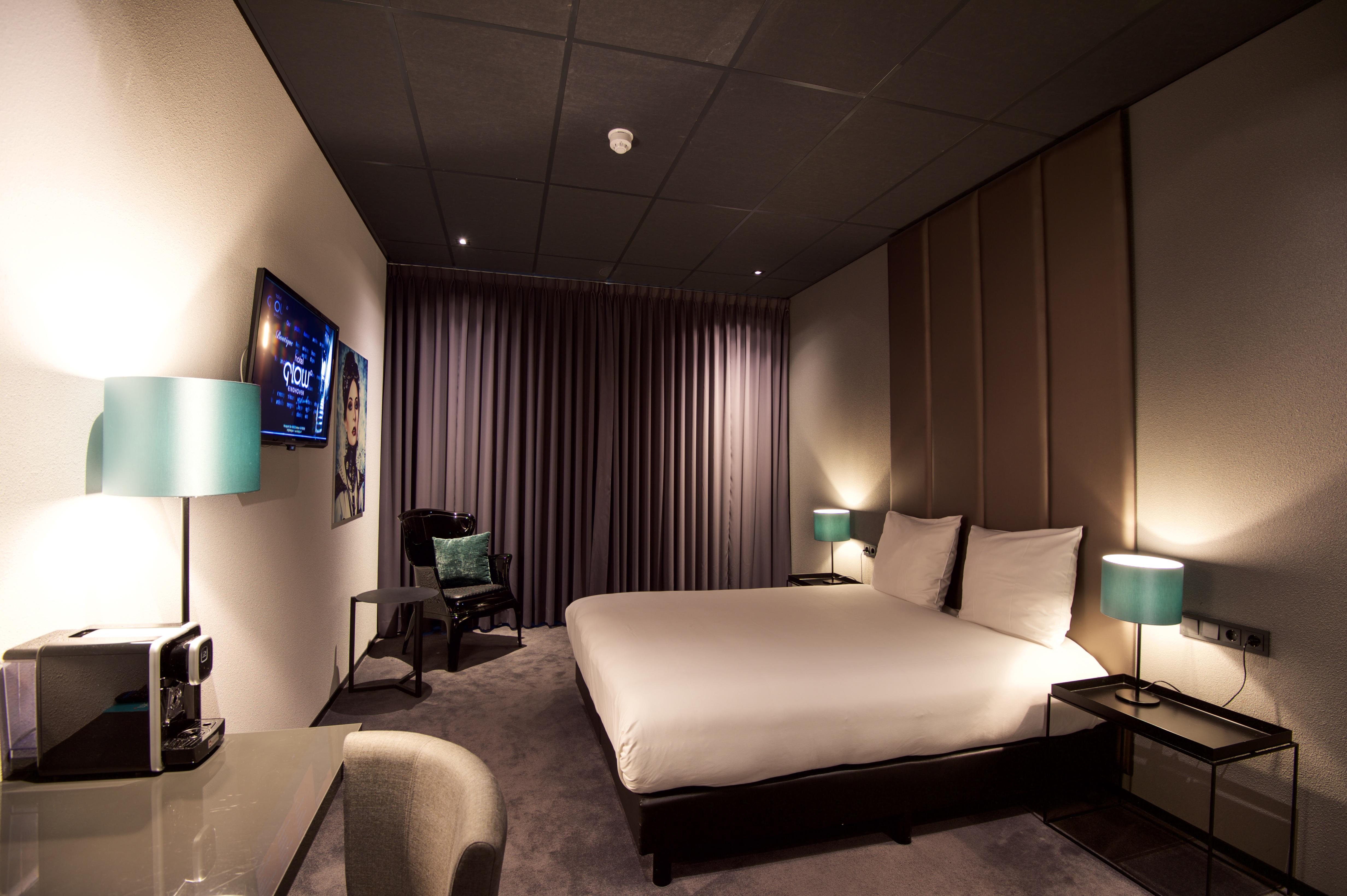 Design Glow Hotel