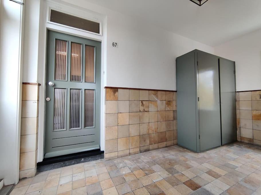 K50169 Modern Near The Center And Free Parking * Eindhoven