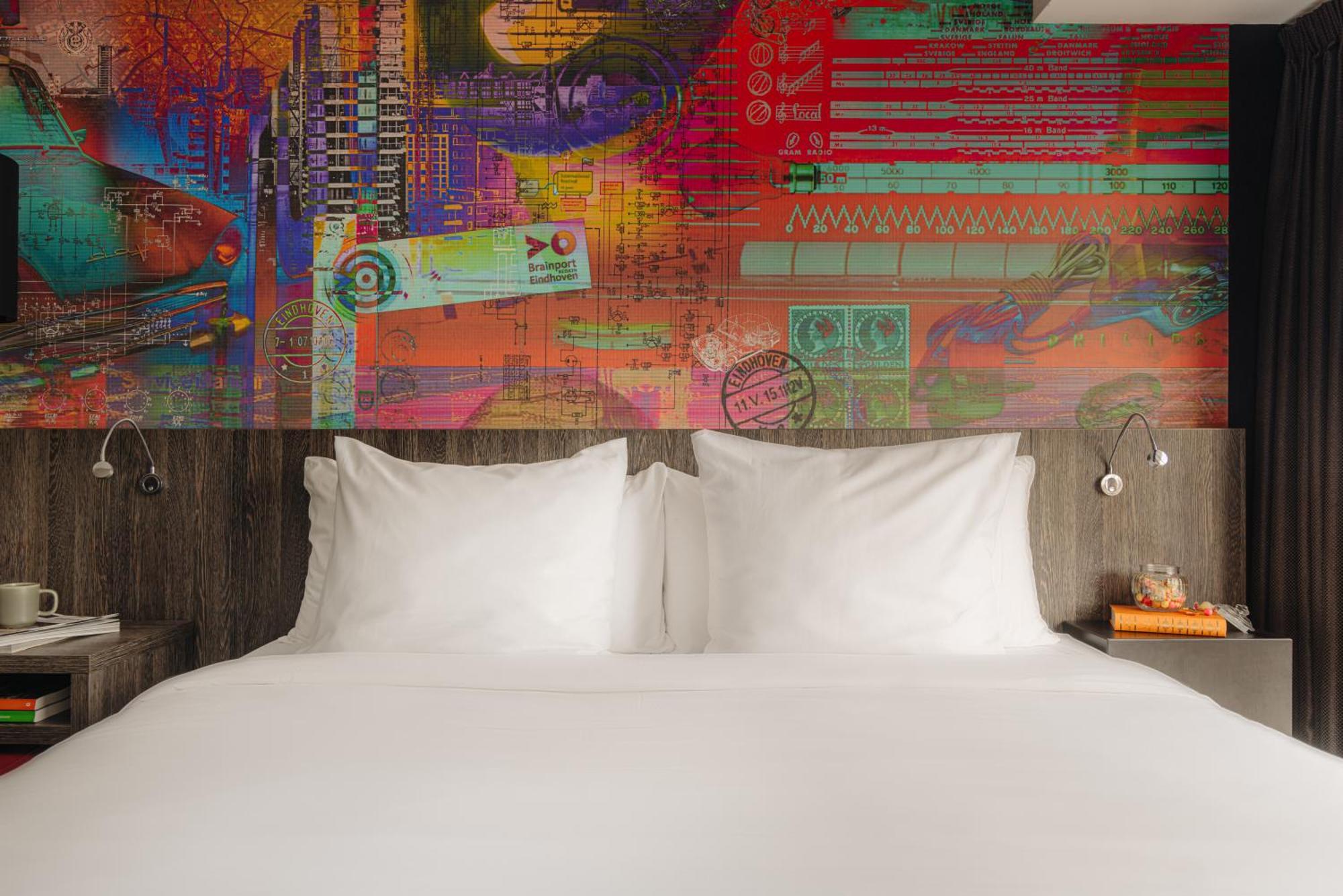 Crown Centre 4*