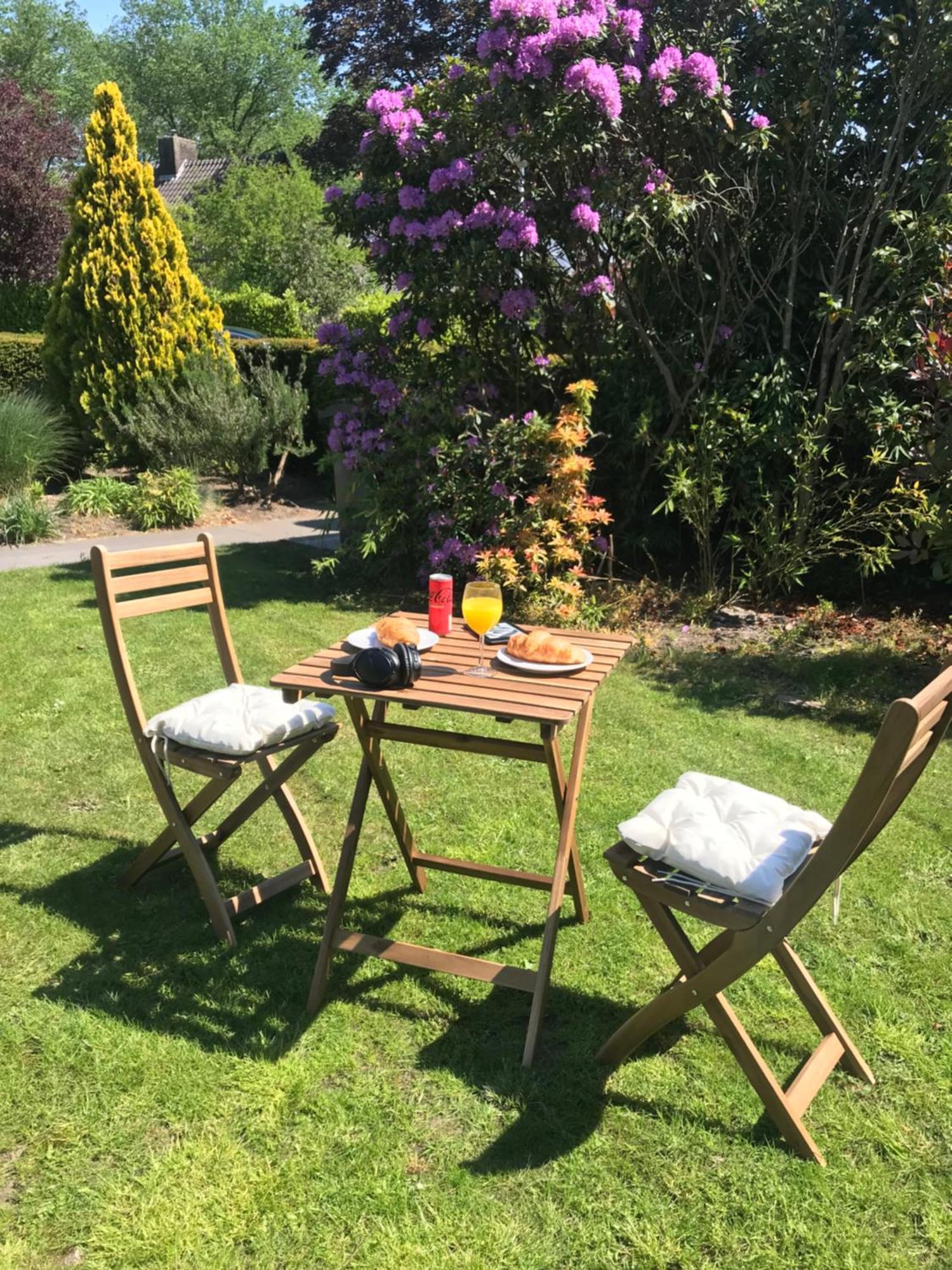 Homestay Left Garden In Near Centre And Tue