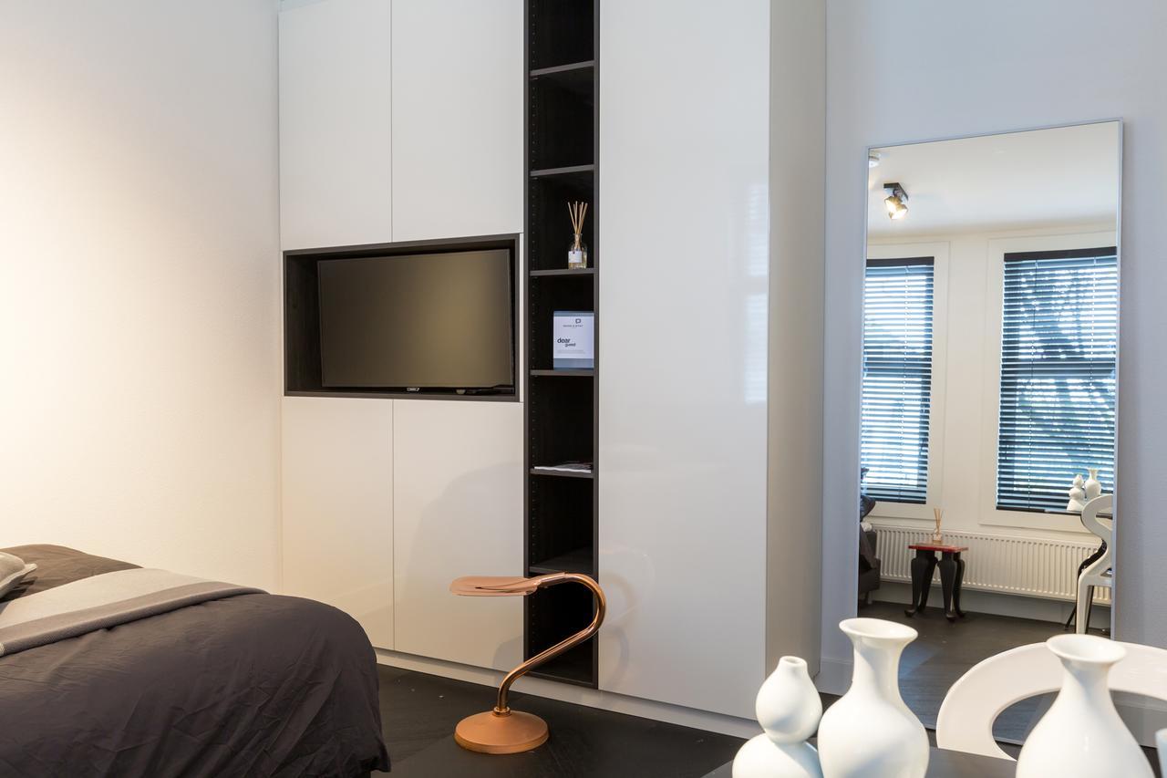 Book & * Eindhoven