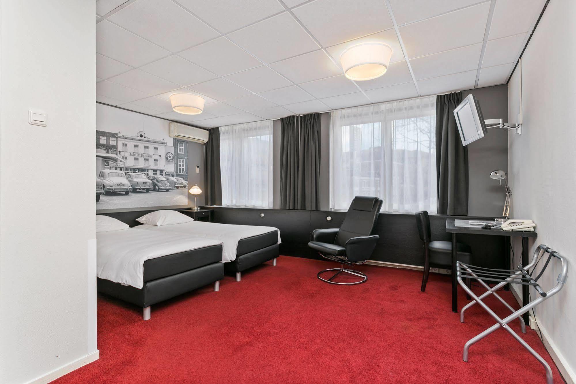 Hotel Crown 3*